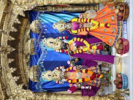 Shree-Harikrushna-Maharaj