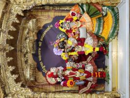Shree-Harikrushna-Maharaj-11