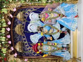 Shree-Harikrushna-Maharaj-21