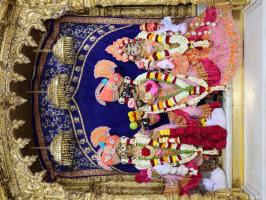 Shree-Harikrushna-Maharaj