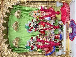 Shree-Harikrushna-Maharaj-13